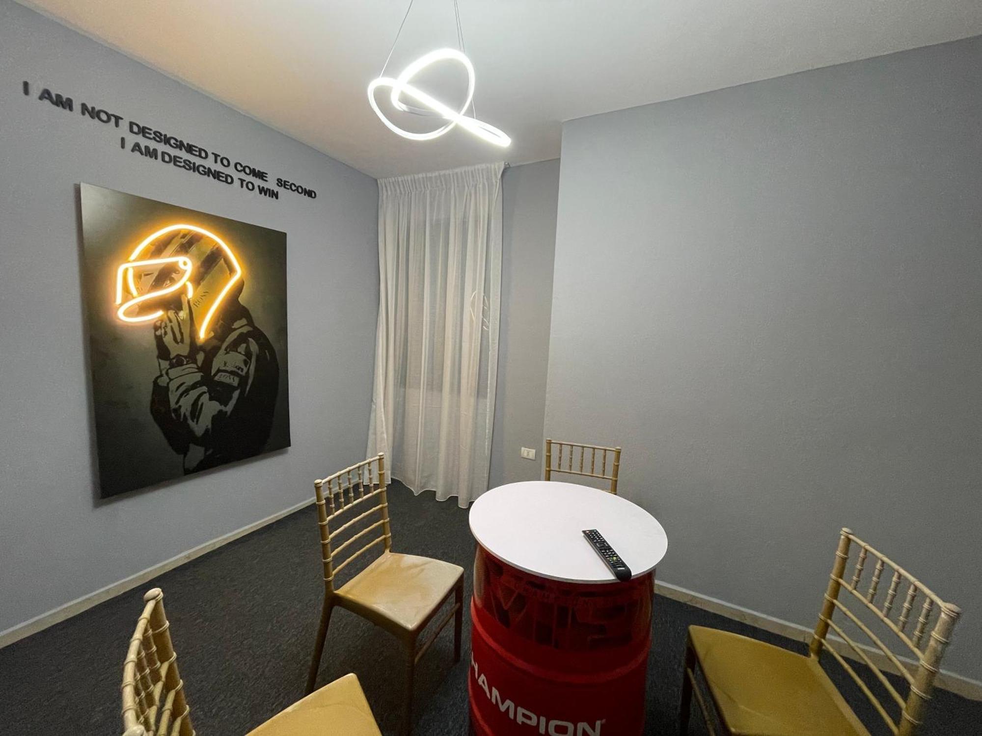 Super House 2 Blloku - 3 Rooms Tirana Exterior foto